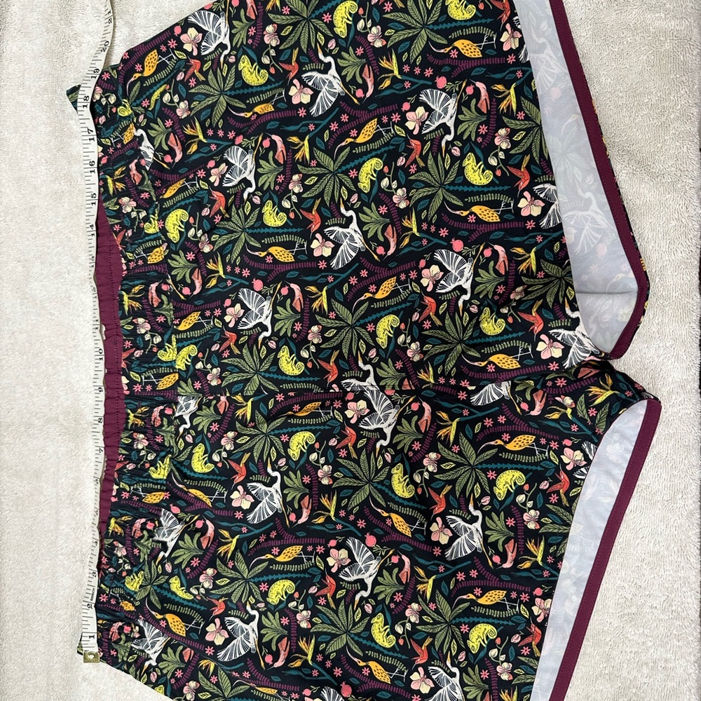 Bass Pro Shops Women's Athletic Shorts - Tropical Print